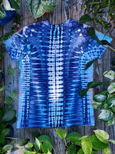 Load image into Gallery viewer, Tachytelic Tie Dye Short Sleeve Size: L
